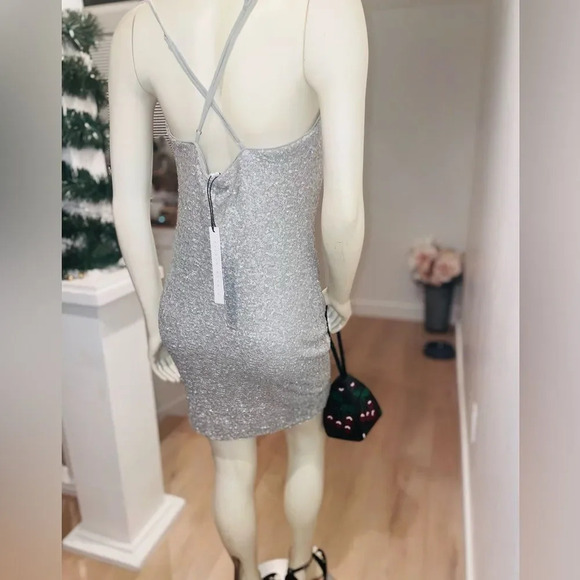 SUSANA MONACO SEXY SILVER SEQUIN COWL NECK BODYCON MINIDRESS SIZE SMALL - Picture 10 of 16